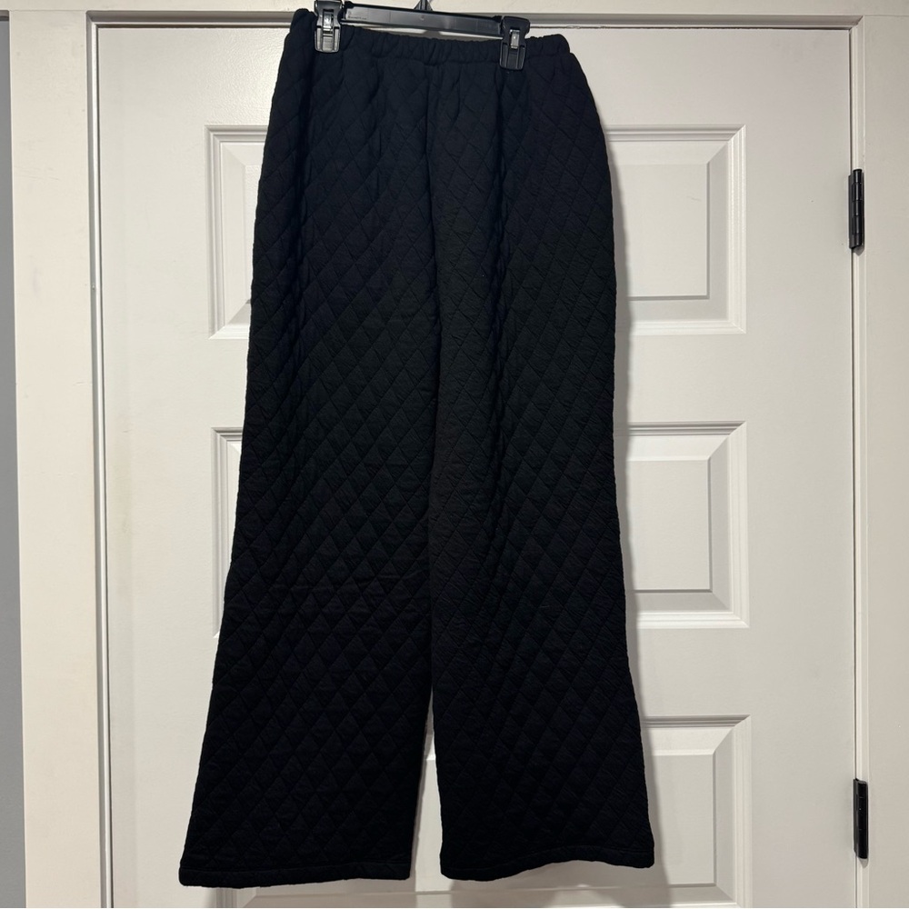 Zenana Outfitters Black Quilted Pantsuit - Picture 7 of 15